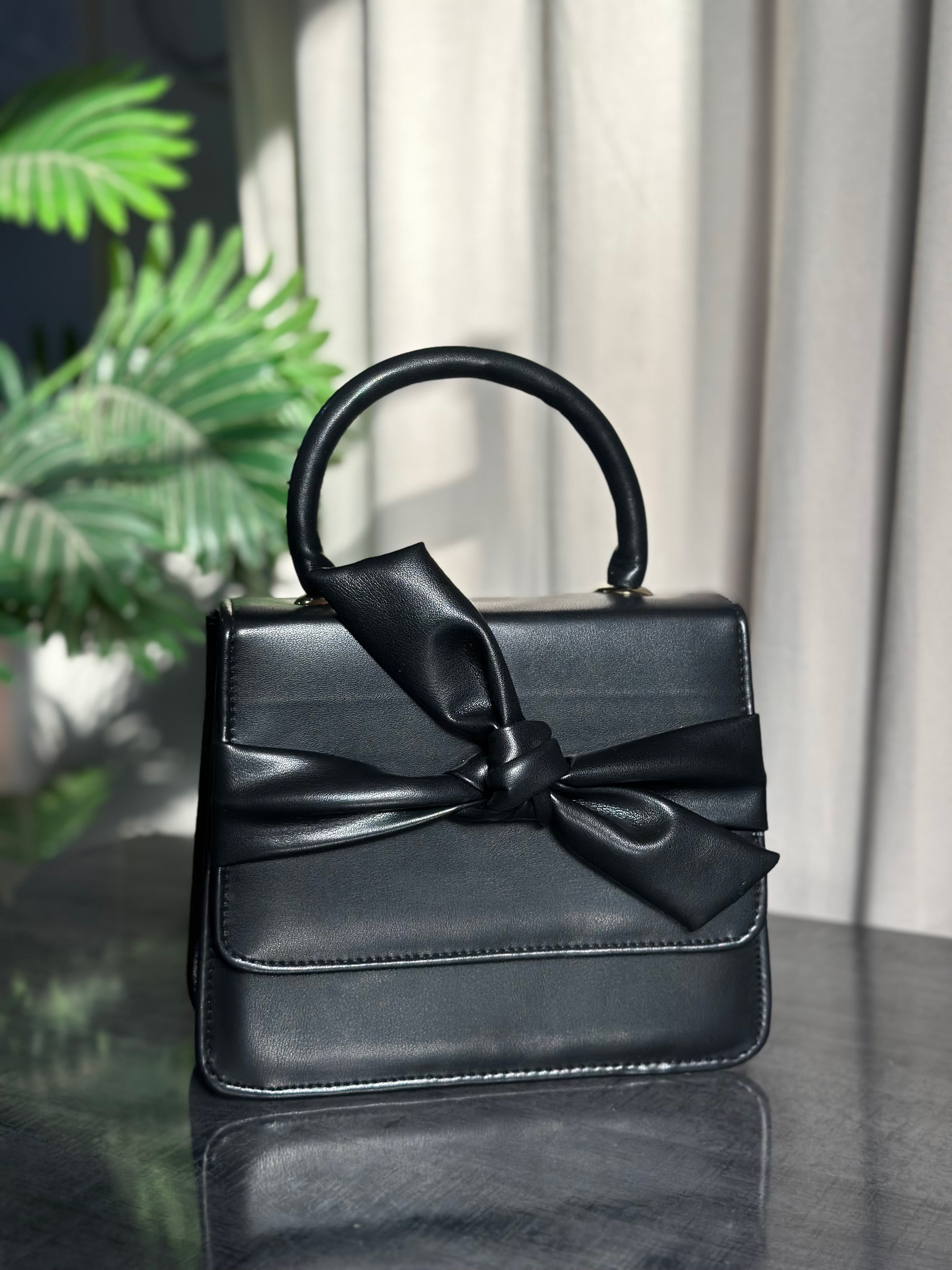Fineur Handbag ElleKnot - Black